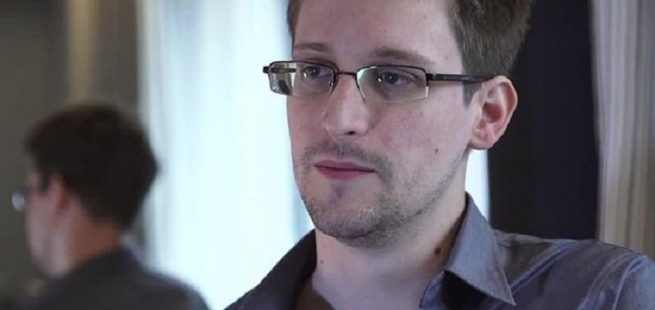 Snowden procurou por evidências de vida alienígena na CIA