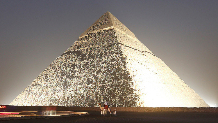 O que eles viram dentro da Grande Pirâmide os deixou aterrorizados