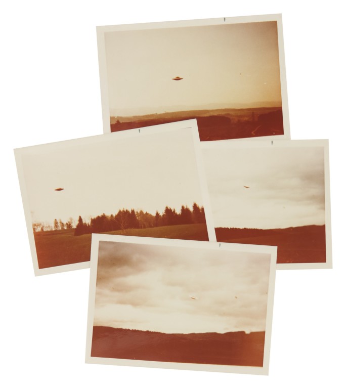 Fotos de OVNIs por Billy Meier vão a leilão. Uma delas foi usada na série Arquivo X
