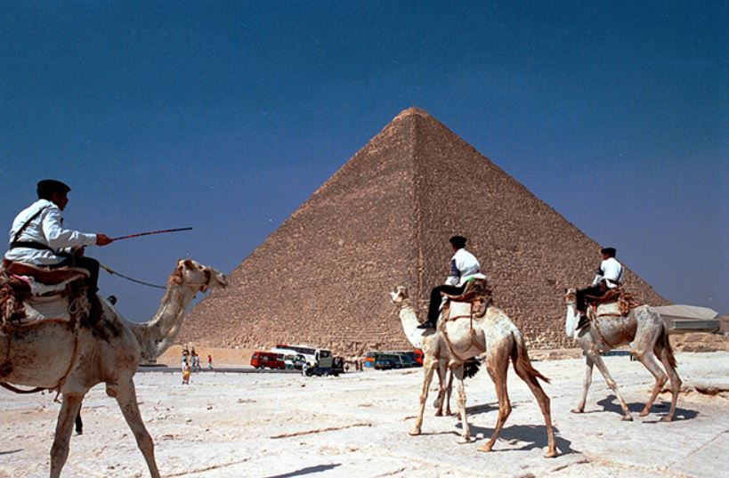Equipe irá reavaliar a Grande Pirâmide de Gizé para confirmar câmara oculta