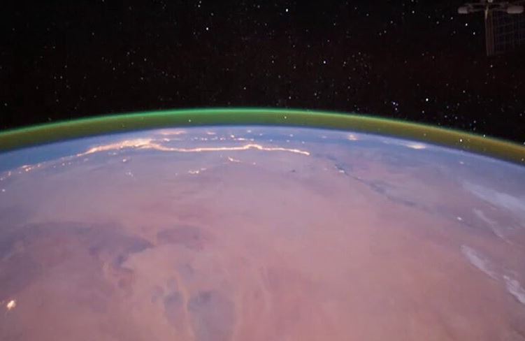 ExoMars vê brilho verde na atmosfera de Marte, assim como ocorre na Terra