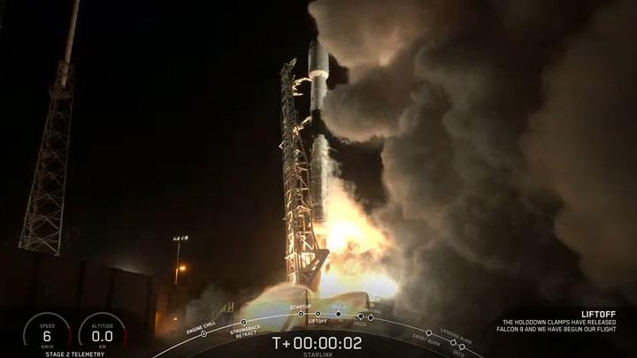 SpaceX lança 60 novos satélites Starlink no espaço