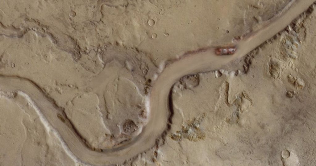 Estudo: Marte antigo foi coberto de gelo, não de rios