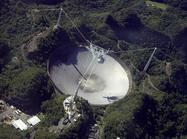 Outro cabo arrebentou no telescópio de Arecibo - cientistas estão preocupados