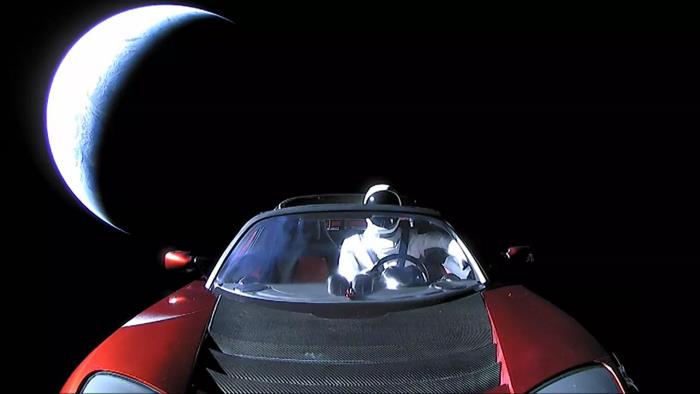 Carro de Elon Musk passou "perto" de Marte, diz especialista espacial