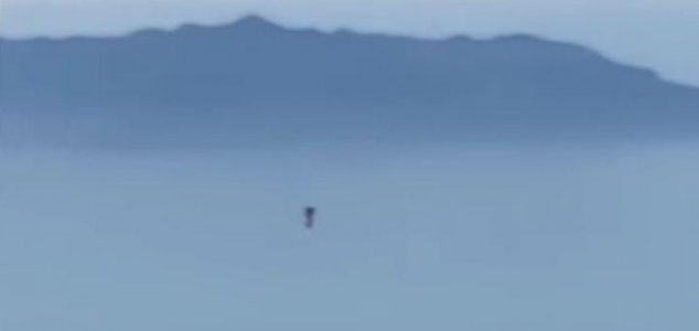 O esquivo 'jetpack man' é filmado perto de Los Angeles