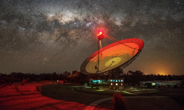 Cientistas à procura de alienígenas investigam sinal de estrela próxima