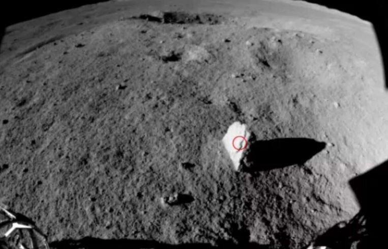Rocha incomum é detectada do outro lado da Lua por sonda da China