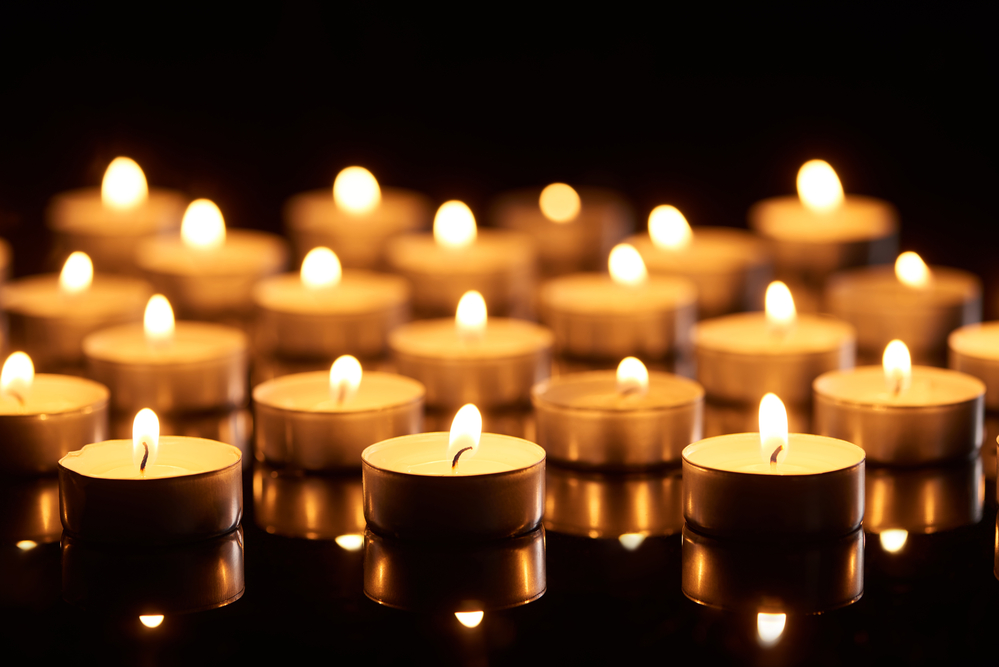 Rabinos pedem que comprem velas e se preparem para os Três Dias de Trevas