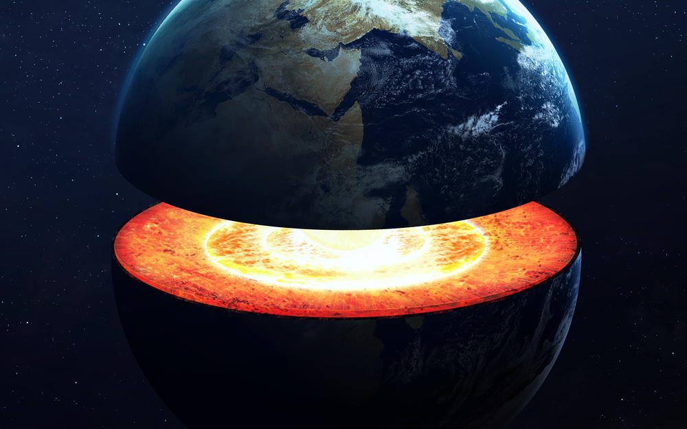 Cientistas: "Há algo estranho espreitando no centro do núcleo da Terra"