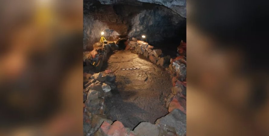 Uma caverna foi descoberta na qual o fim do mundo deverá começar