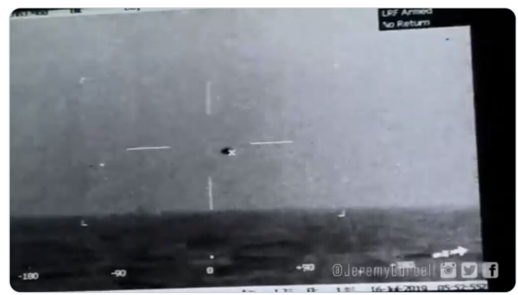 Vídeo de OVNI "transmídia" é liberado para o público pela Marinha dos EUA