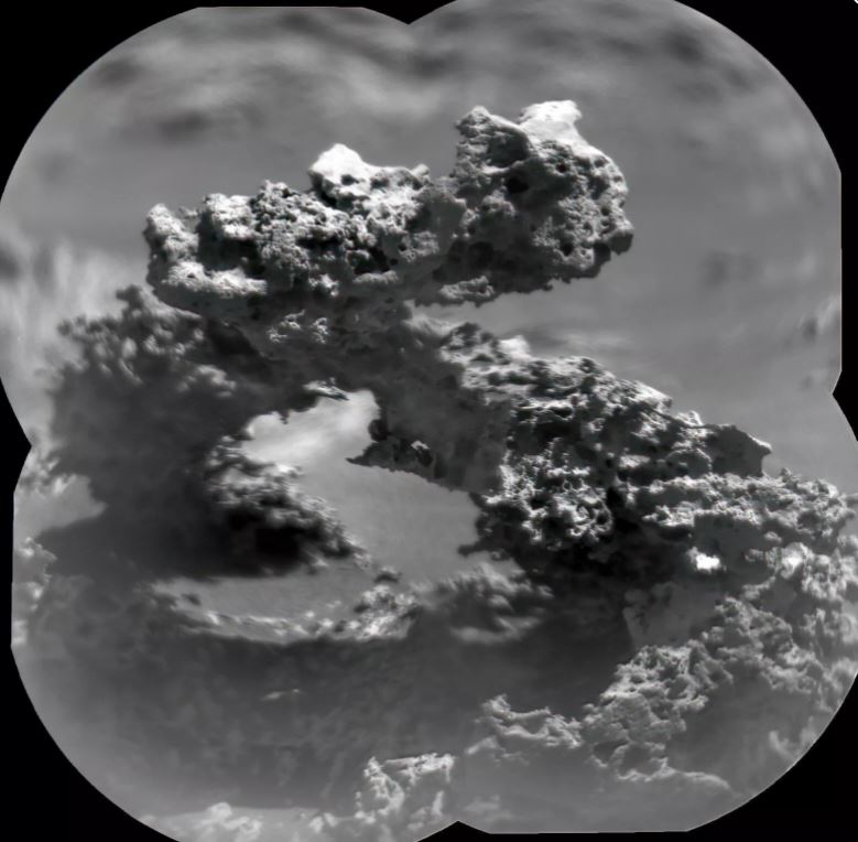 Curiosity encontra arco "rochoso" em Marte que está desafiando o vento e a erosão