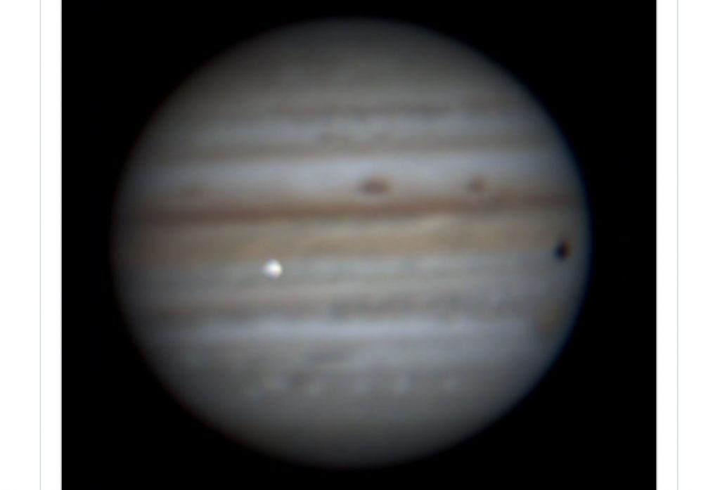 Algo enorme recém colidiu com Júpiter e foi filmado