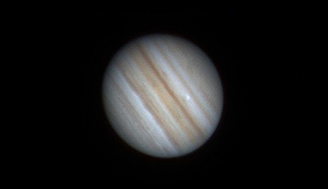 Outro objeto misterioso acaba de colidir com Júpiter