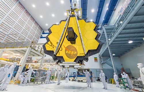 "Telescópio James Webb é canhão laser gigante" e outras teorias da conspiração