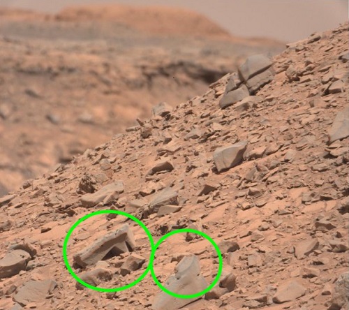 Rocha estranha em Marte divide opiniões de internautas