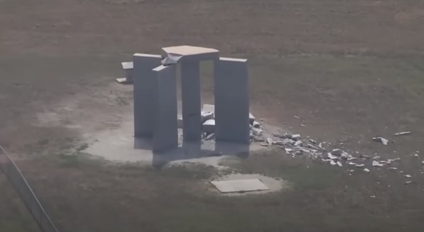 Pedras Guia da Geórgia são explodidas - e agora totalmente demolidas
