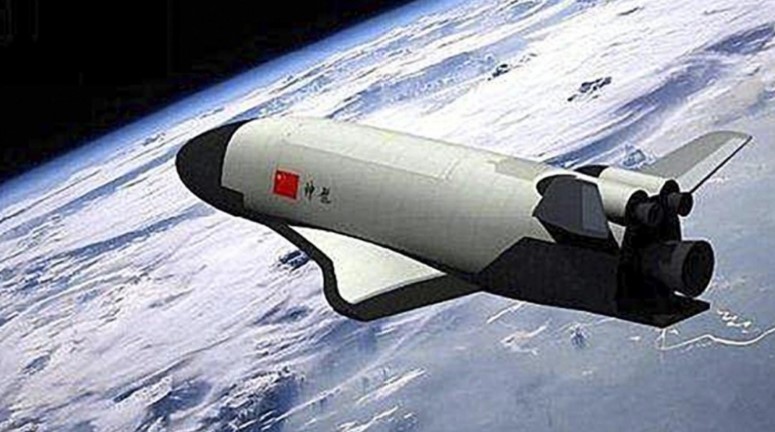 Avião espacial chinês lança objeto misterioso em órbita