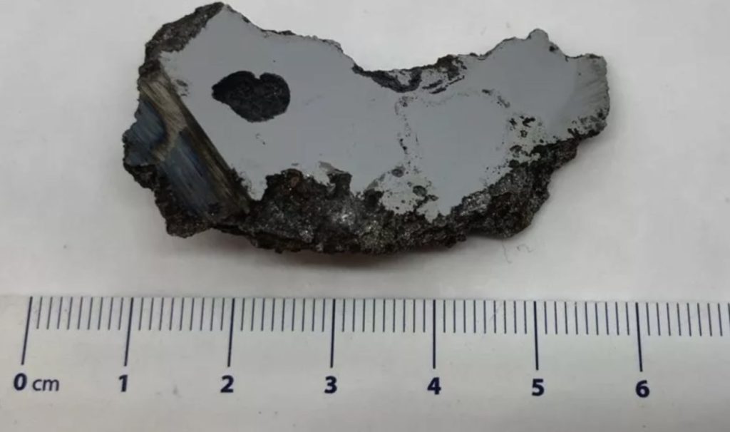 Dois minerais alienígenas nunca antes vistos são encontrados em meteorito