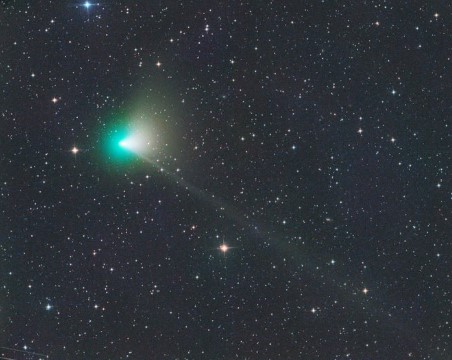 Cometa verde super raro está para passar pela Terra