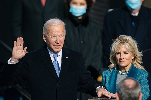 Legisladores zombam de Biden após discurso sobre OVNIs: "China está rindo dele"
