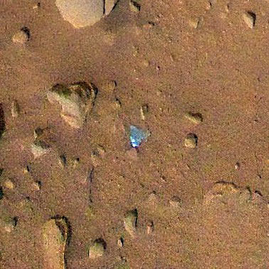 Helicóptero em Marte detecta objeto metálico na superfície do planeta
