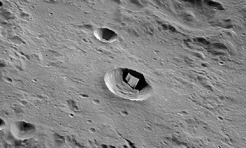 "Objeto de metal" medindo 60 metros é fotografado na Lua