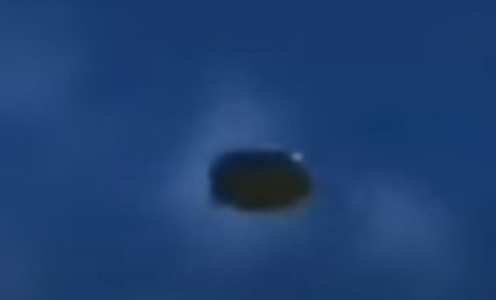 OVNI em forma de disco é avistado em San Clemente, Califórnia