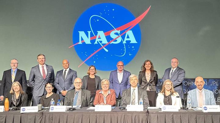 Representante da NASA recusa convite para a audiência OVNI em 26 de julho