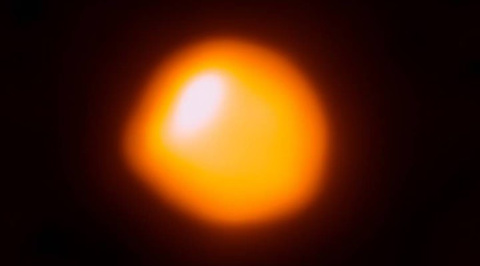 As pulsações de Betelgeuse indicam que sua explosão não está longe