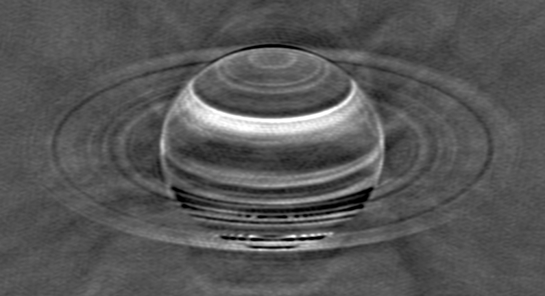 'Megatempestades' de 100 anos em Saturno estão intrigando os cientistas