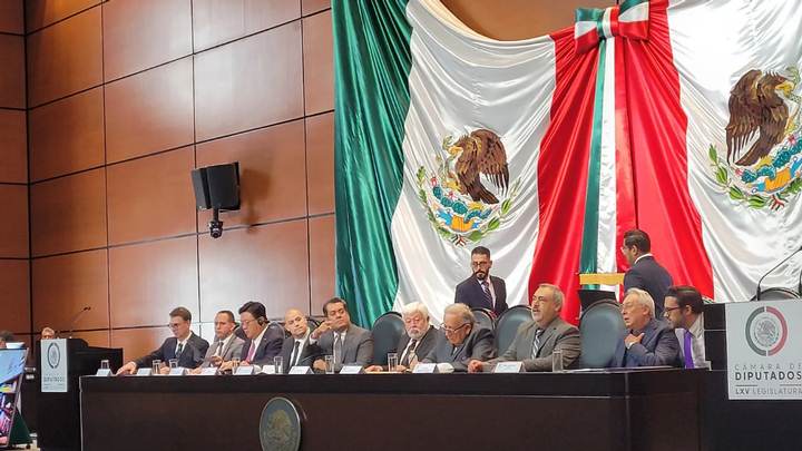 México realizará uma segunda audiência sobre OVNIs em seu Congresso