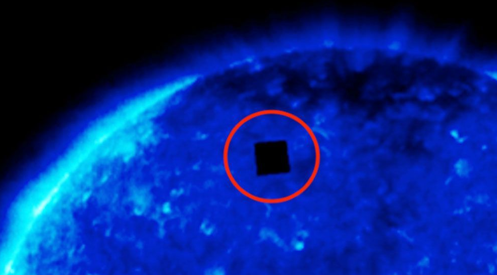 NASA fotografa um objeto estranho saindo do Sol