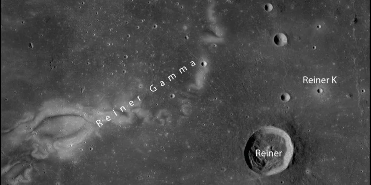 Algo "anômalo" na Lua está exibindo propriedades magnéticas e refletivas únicas